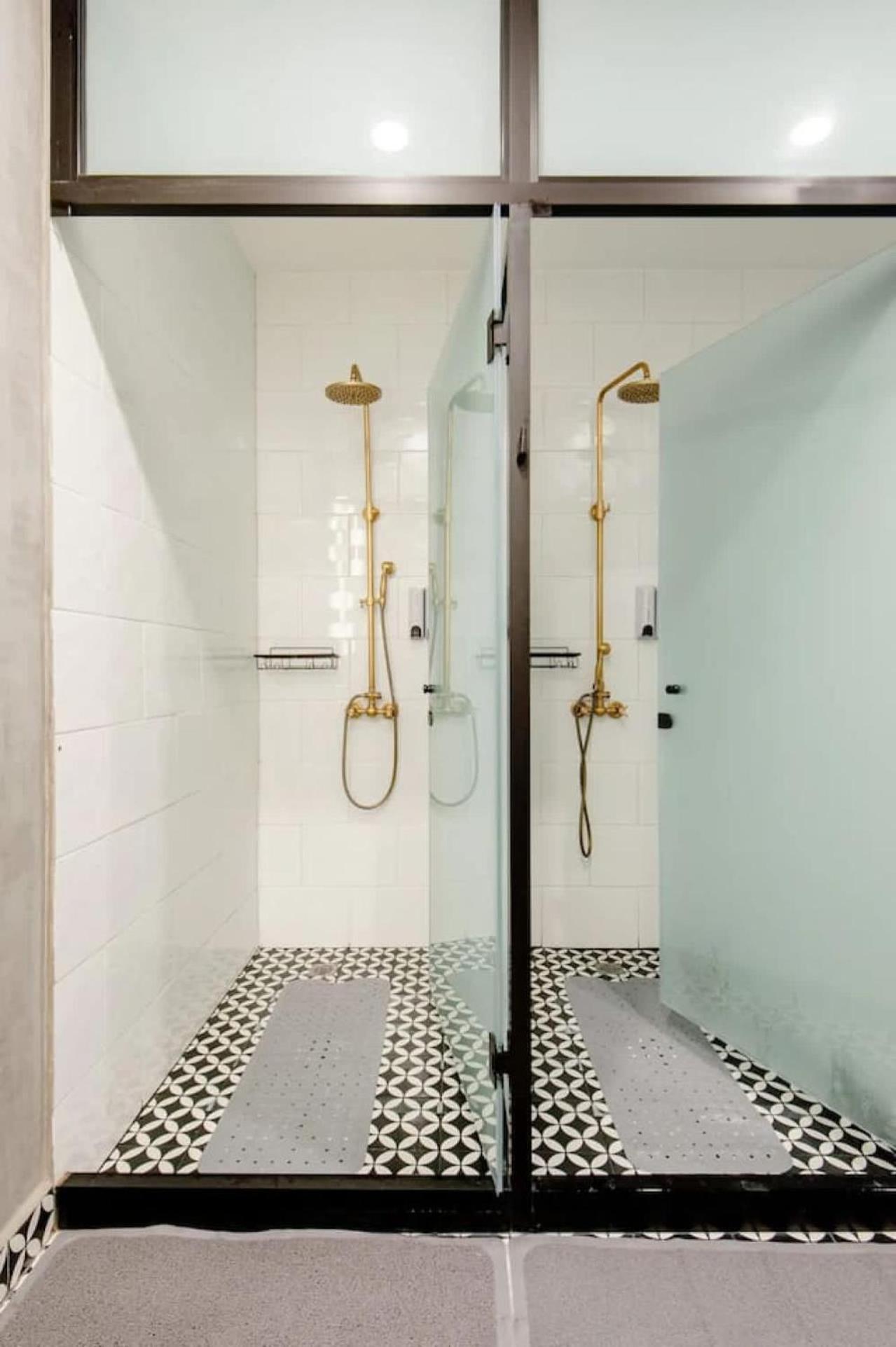 Shared Men Bed Apartment